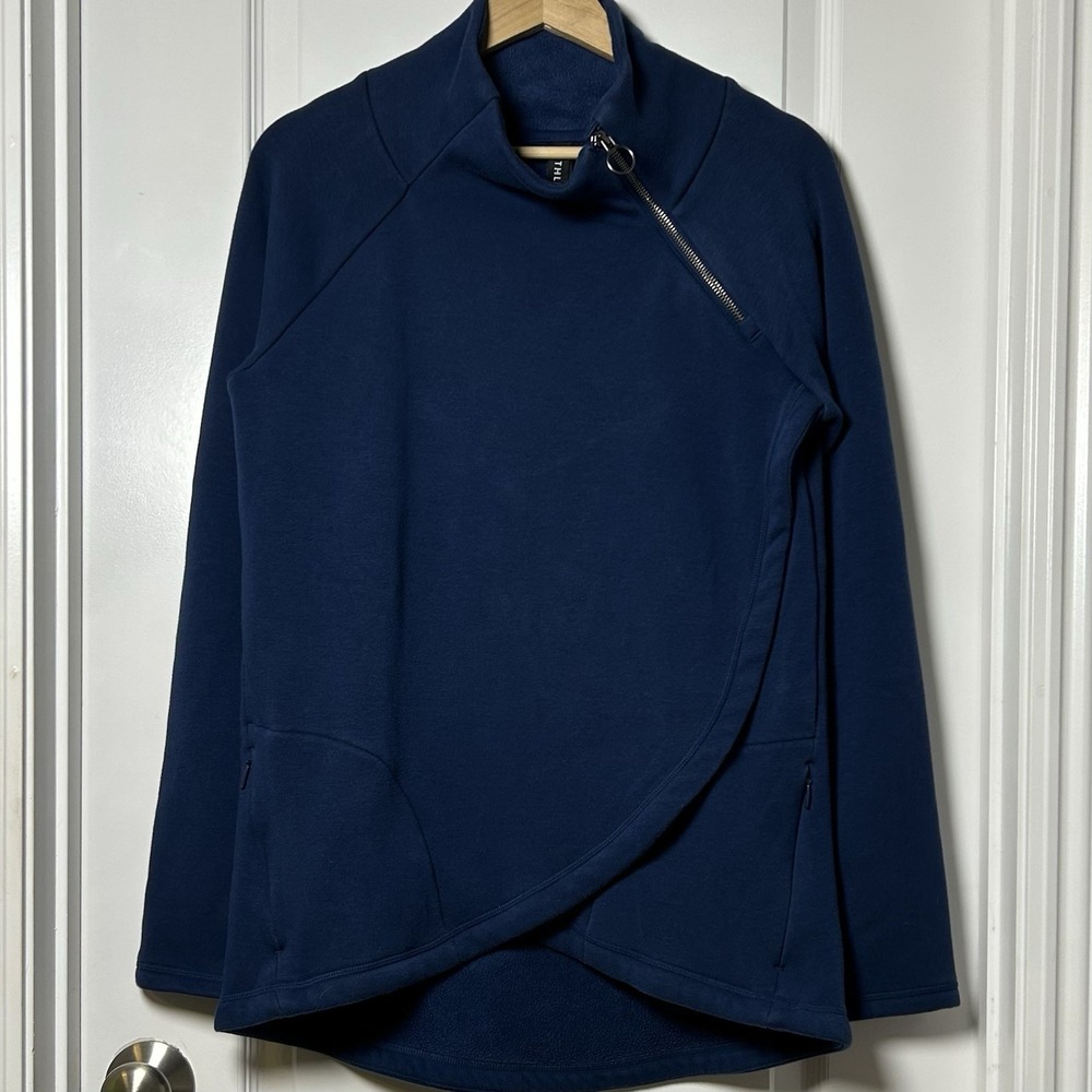 Athleta Navy Blue Cozy Karma Asymmetrical Pullover Gorpcore‎ Athleisure Style